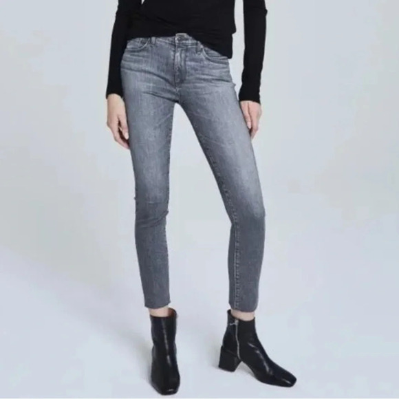 AG Adriano Goldschmied Gray Prima Cigarette Ankle Raw Split Hem Jean Size 27 - Picture 13 of 13